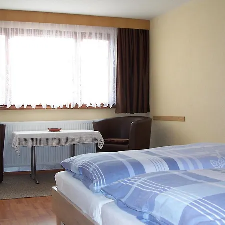 Ferienzimmer-hamisch-inklusive-fruehstueck Rathmannsdorf